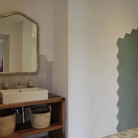 La Pezzuola 52 Apartment *